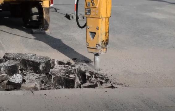 gidromolot-dlya-mini-ekскavatora