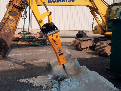 gidromolot-dlya-mini-ekskavatora